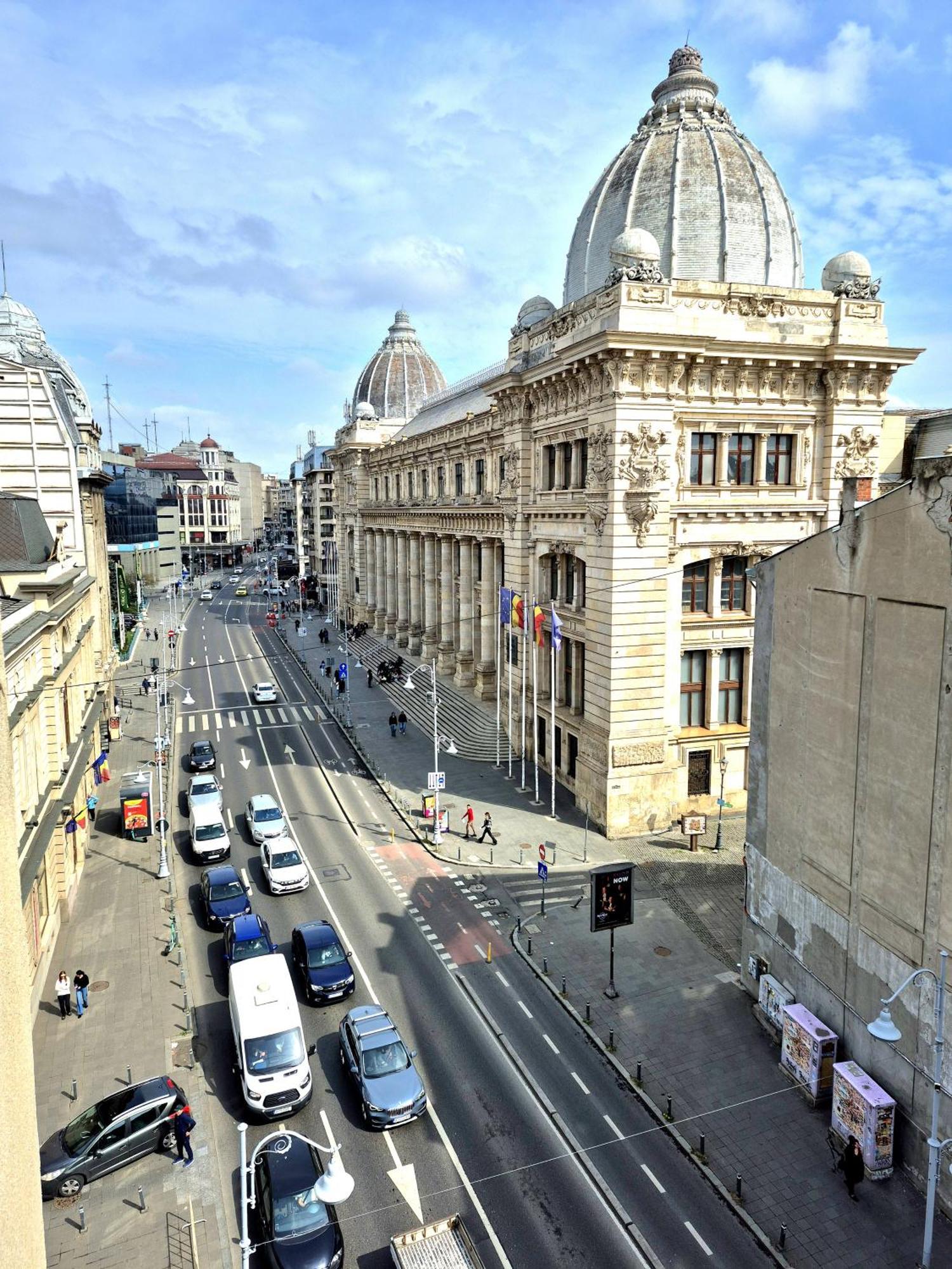 Traditional Romanian Apartments Bucarest Exterior foto